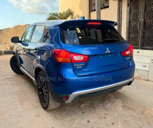 Mitsubishi Outlander Sport LE 2.0 2017 Bleu