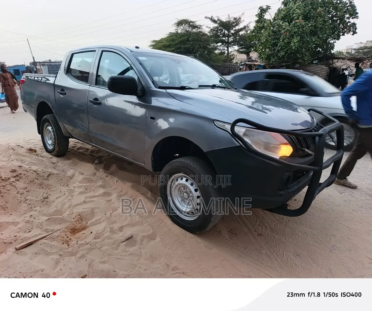 Mitsubishi L200 2016 Gris