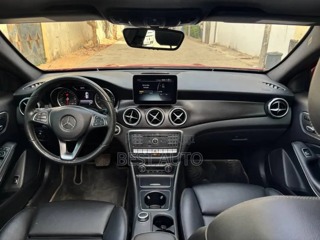 Mercedes-Benz GLA 250 2019 Rouge