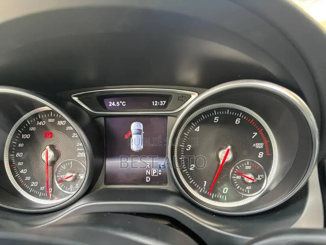 Mercedes-Benz GLA 250 2019 Rouge