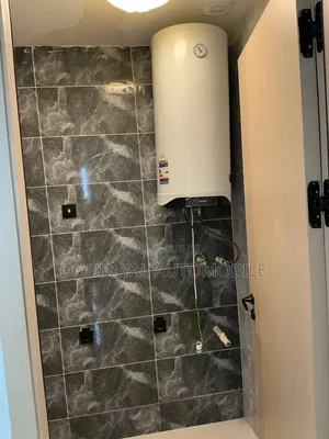 4chbre Appartement dans Appartement A Louer à Vendre