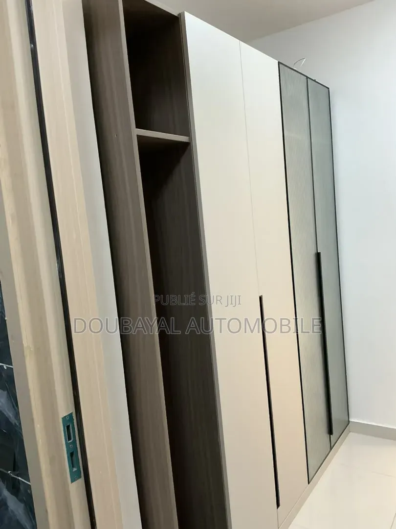 4chbre Appartement dans Appartement A Louer à Vendre