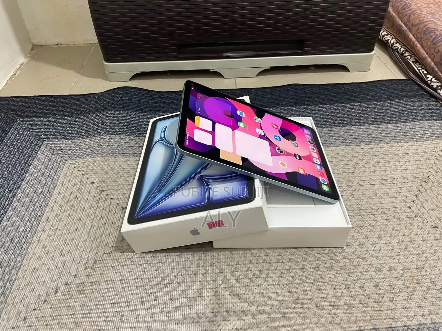 Nouveau Apple iPad Air 128 GB Argenté