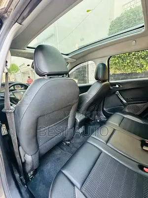 Peugeot 2008 2017 Gris