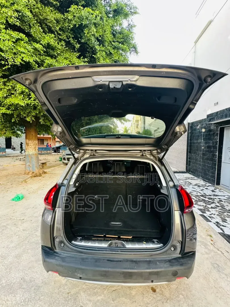 Peugeot 2008 2017 Gris