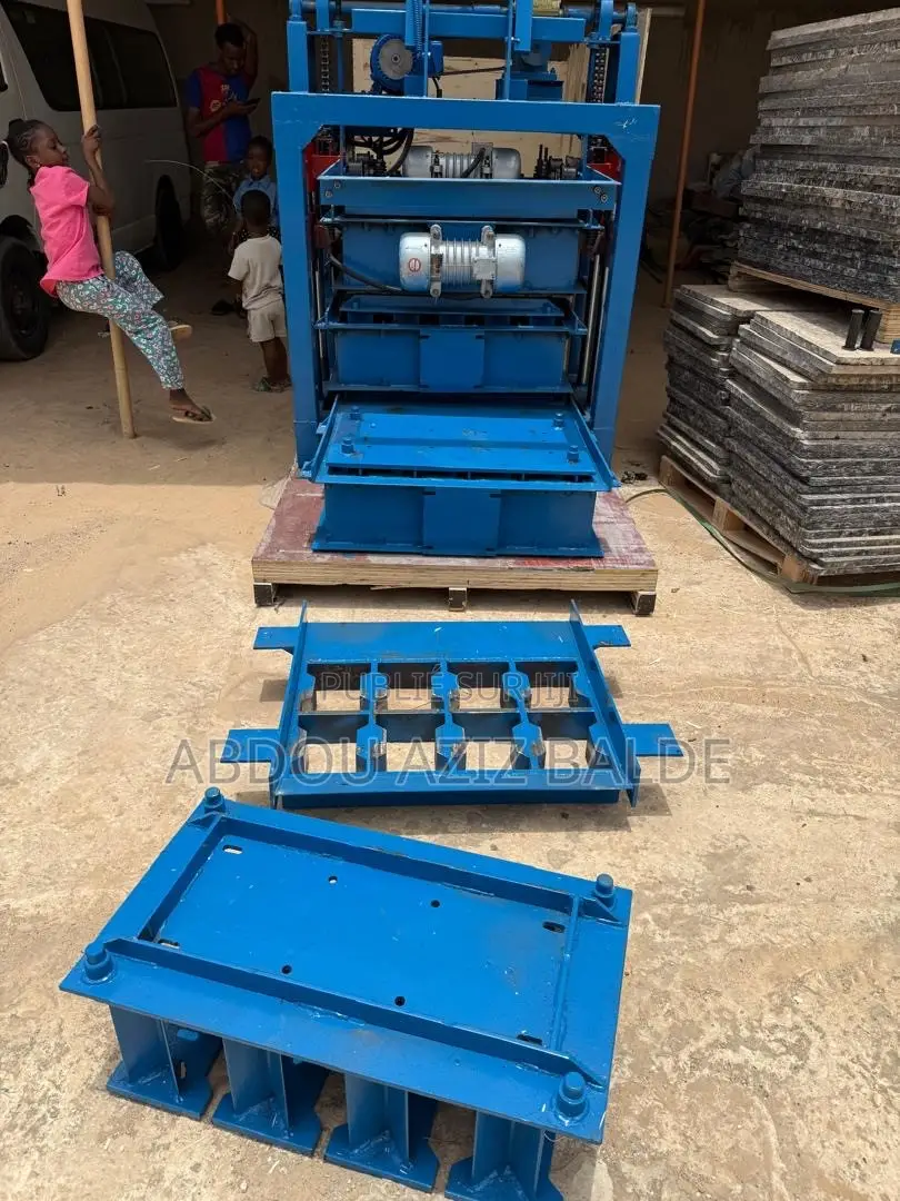 Machine À Fabriquer Des Briques 4-30a – 5,5 kW – 220v/380v