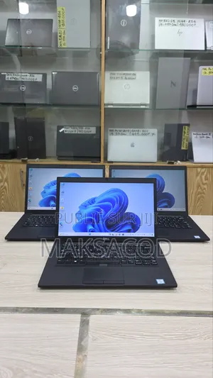 Ordinateur portable Dell Latitude 7490 16GB Intel Core i7 SSD 256GB