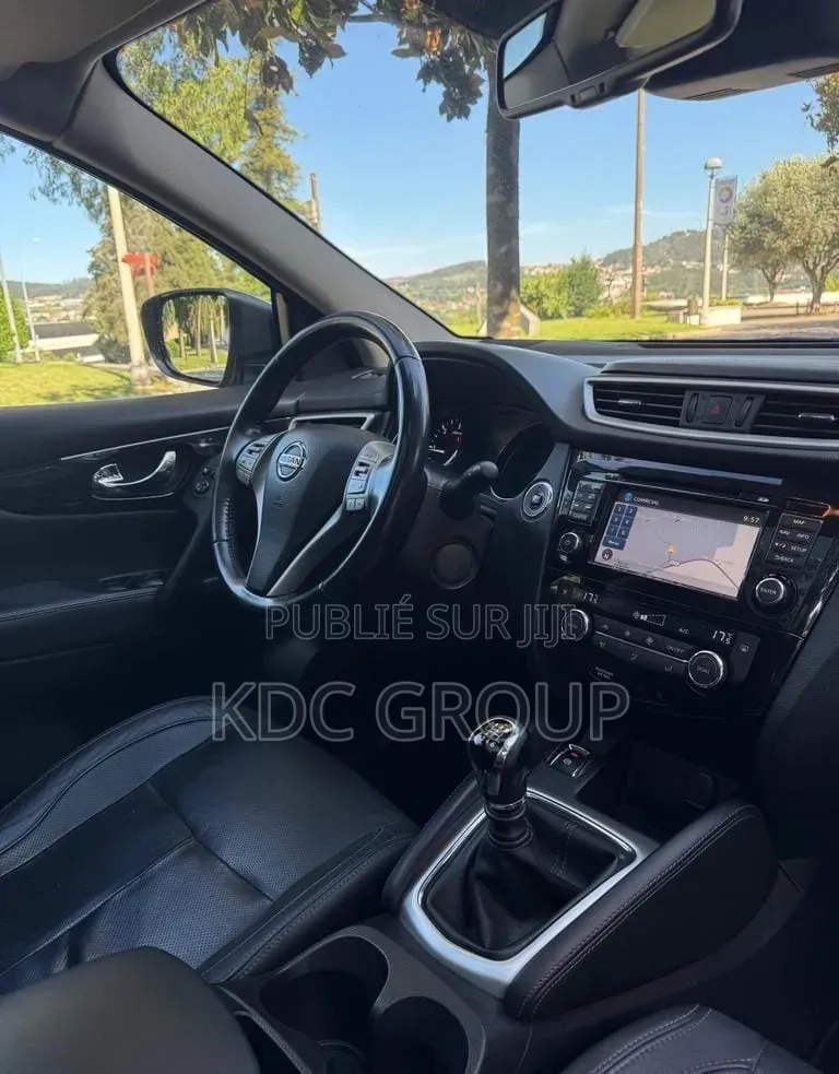Nissan Qashqai 2014 Gris