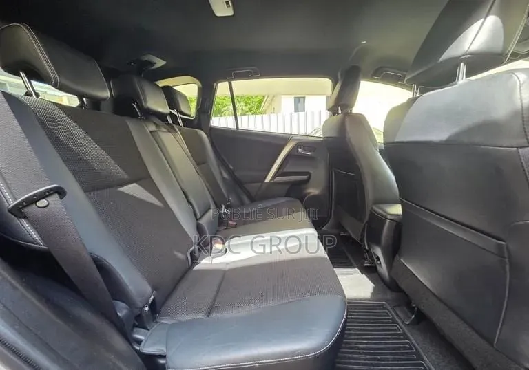 Toyota RAV4 2016 Gris