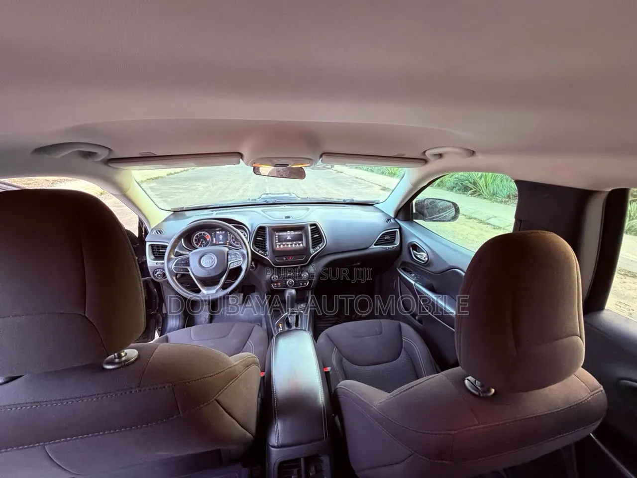 Jeep Cherokee 2019 Noir Mat