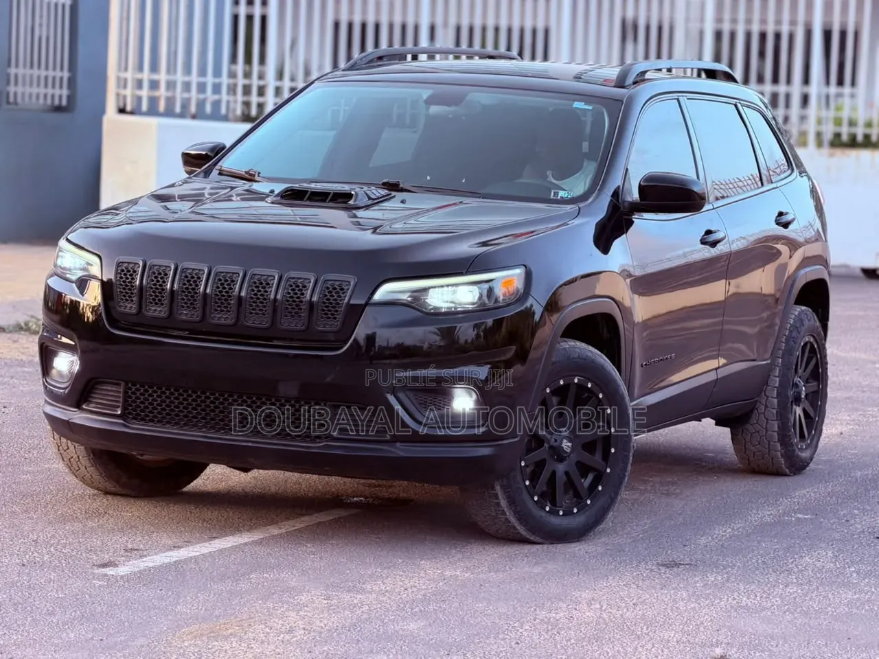 Jeep Cherokee 2019 Noir Mat