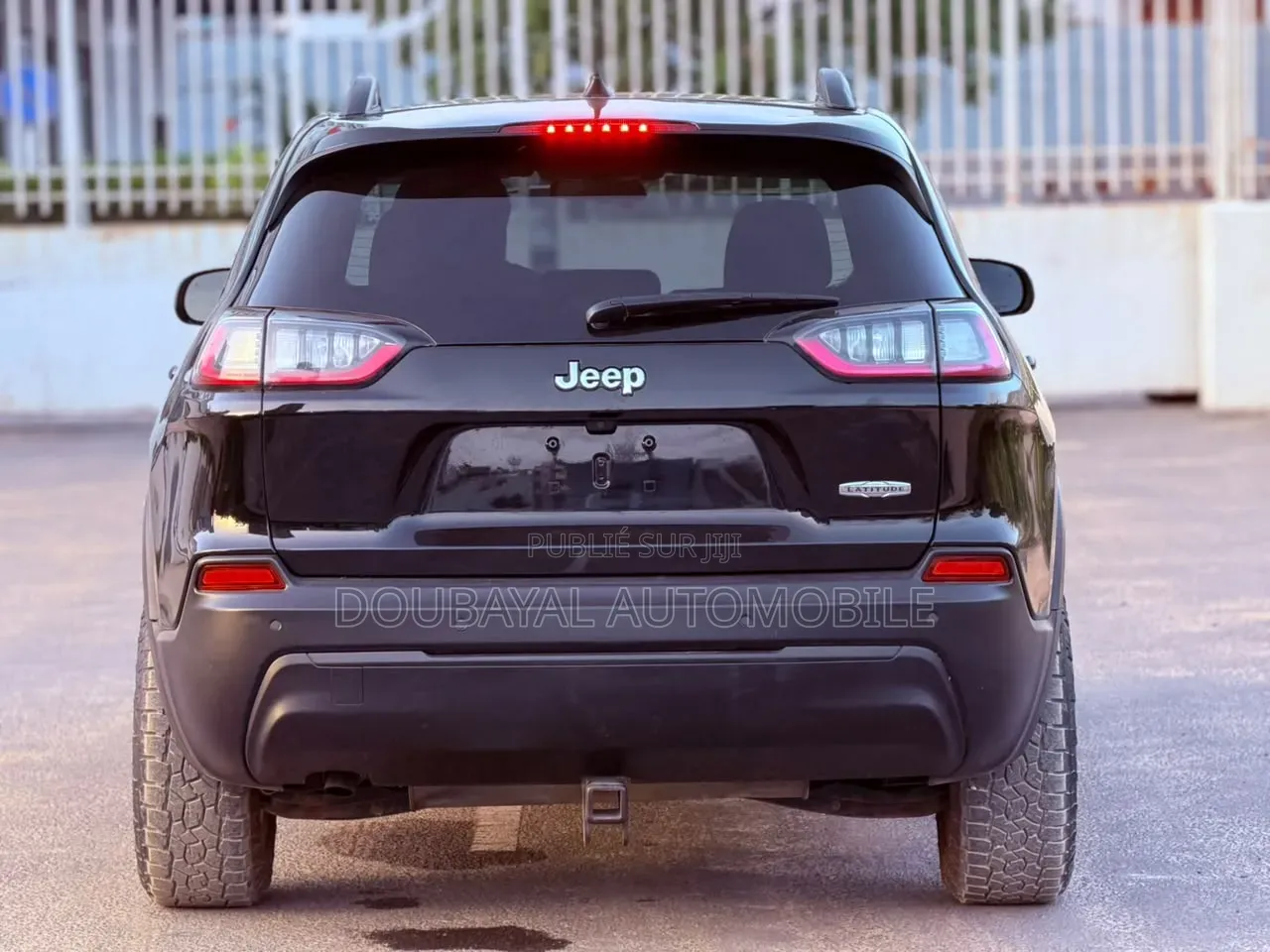 Jeep Cherokee 2019 Noir Mat
