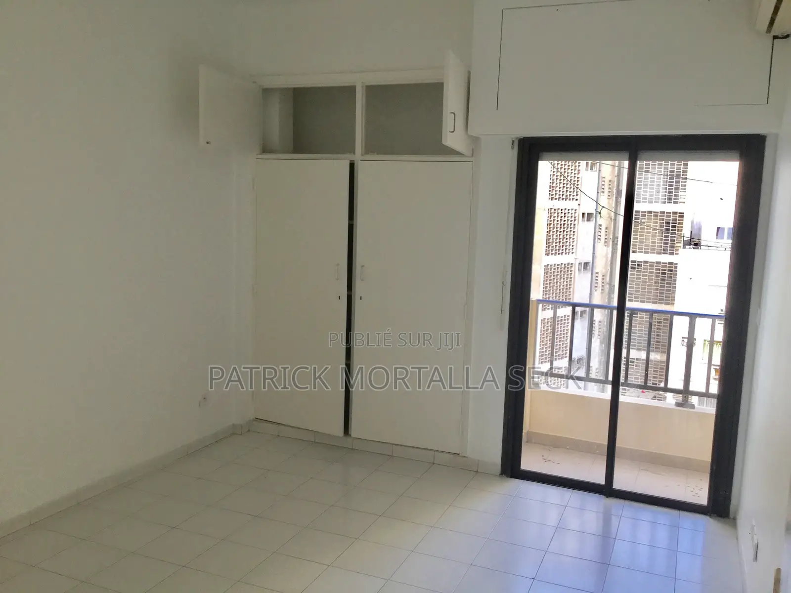 3chbre Appartement dans Dakar Plateau à Louer