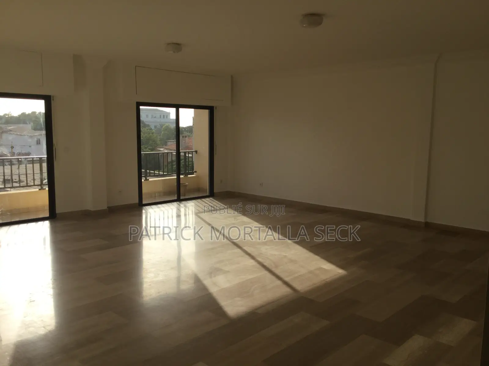 3chbre Appartement dans Dakar Plateau à Louer
