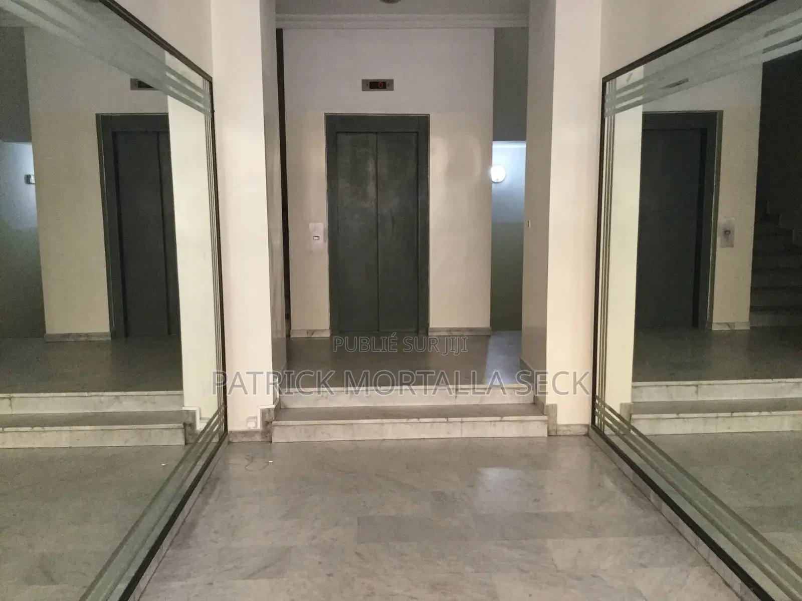 3chbre Appartement dans Dakar Plateau à Louer