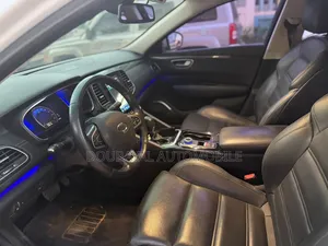 Renault Samsung SM6 2018 Gris
