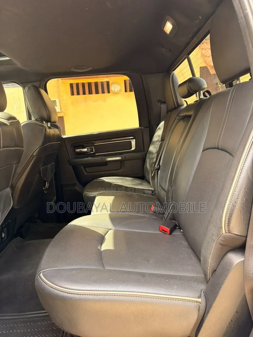 Dodge RAM 2016 Gris