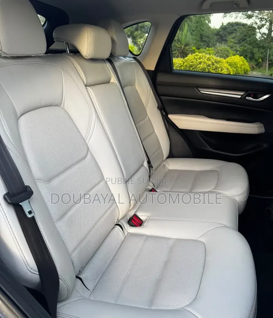 Mazda CX-5 2018 Noir Mat