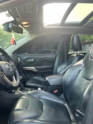 Jeep Cherokee 2018 Gris