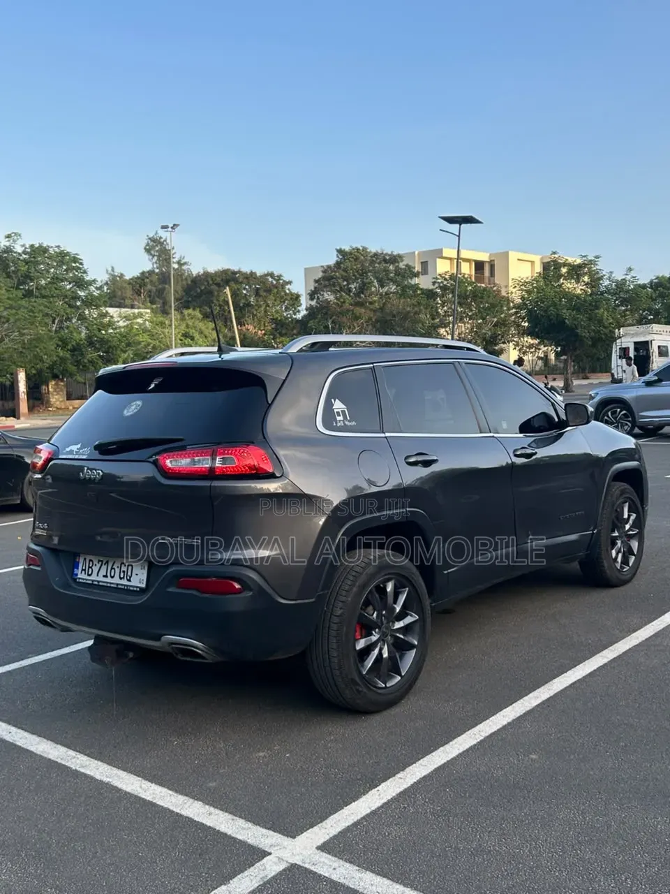 Jeep Cherokee 2018 Gris