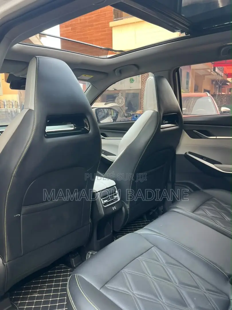 Nouveau Changan UNI-K 2025 Blanc