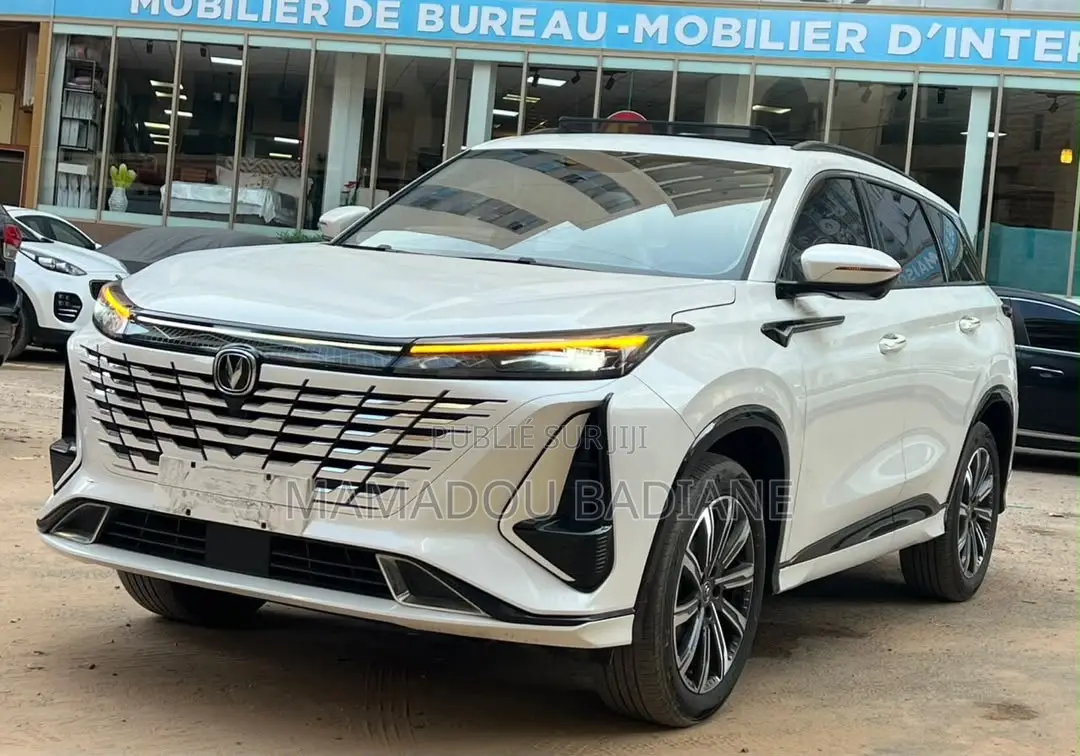 Nouveau Changan UNI-K 2025 Blanc
