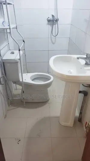 3chbre Appartement dans Yoff à Louer