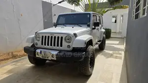Jeep Wrangler Unlimited Sport RHD 4dr SUV 4WD (3.6L 6cyl 5A) 2014 Blanc