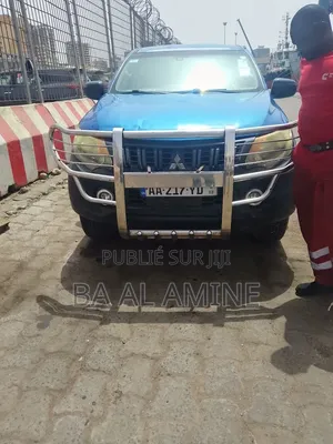 Mitsubishi L200 2017 Bleu