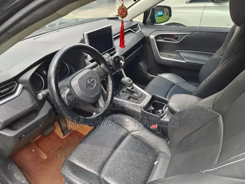 Toyota RAV4 2023 Noir