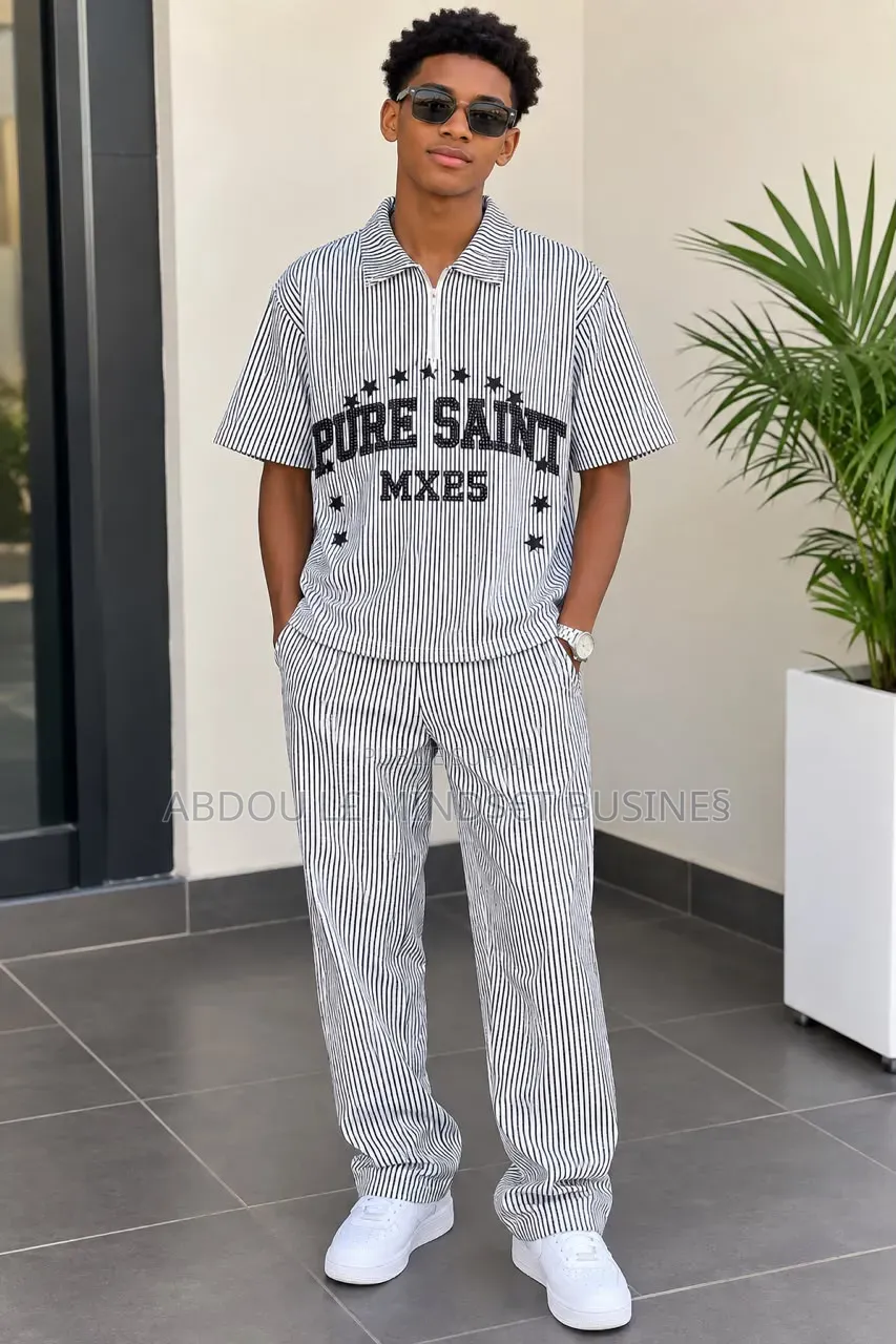 Ensemble Unisexe Plissée Très Shic Disponible