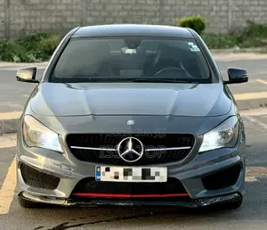 Mercedes-Benz CLA-Class 2015 Gris