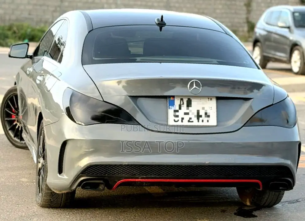 Mercedes-Benz CLA-Class 2015 Gris
