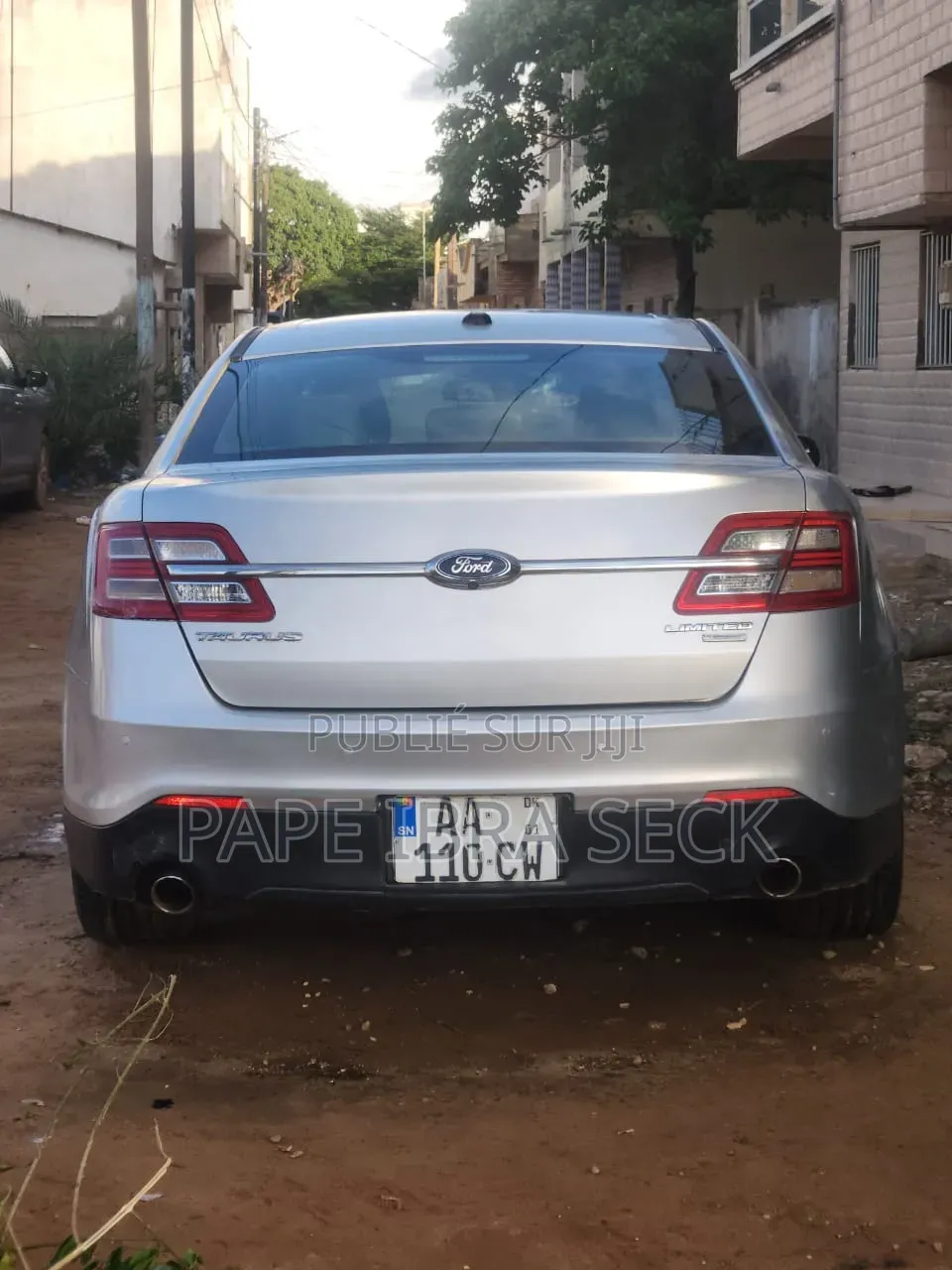 Ford Taurus 2014 Gris