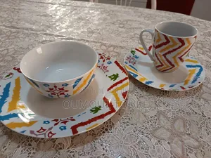 Vaisselle, Assiettes, Ensemble Petit Déjeuner, Diner,