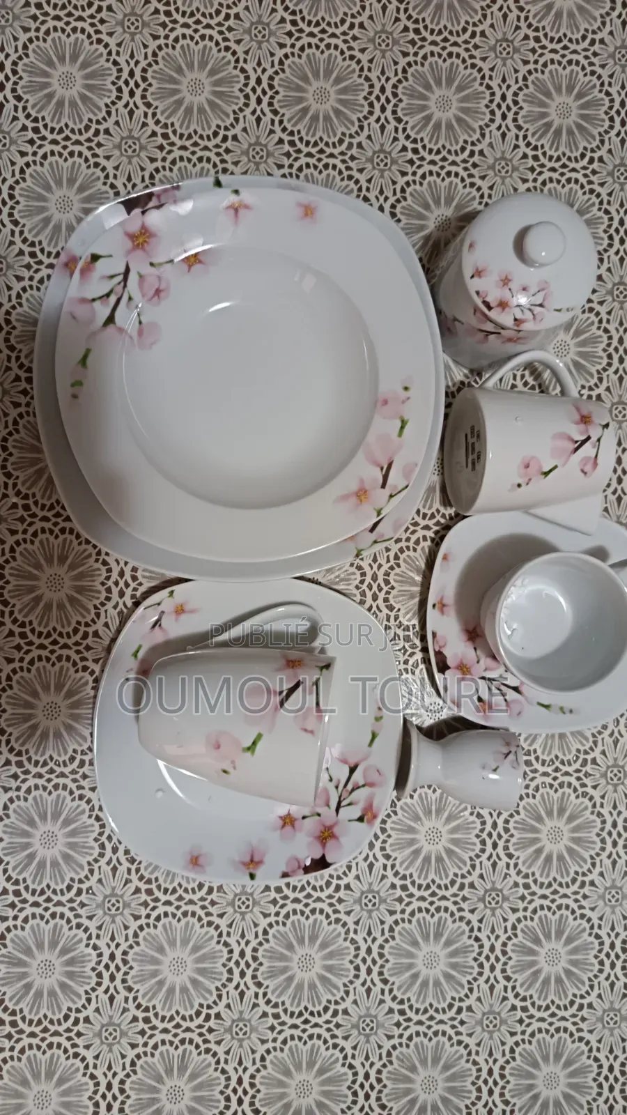 Vaisselle, Assiettes, Ensemble Petit Déjeuner, Diner,