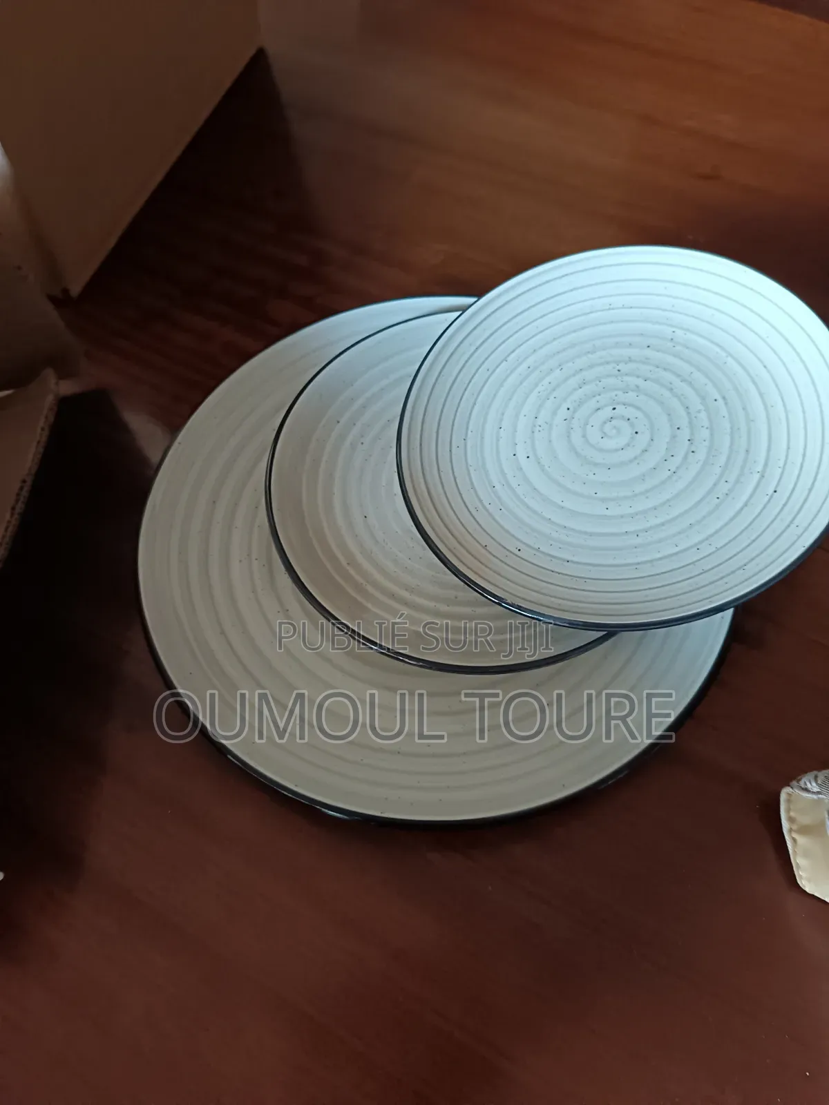 Vaisselle, Assiettes, Ensemble Petit Déjeuner, Diner,