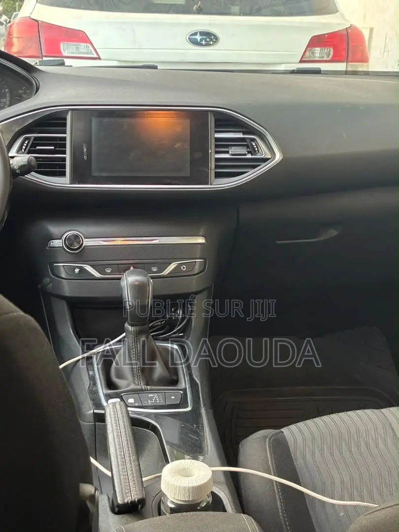 Peugeot 308 2016 Gris