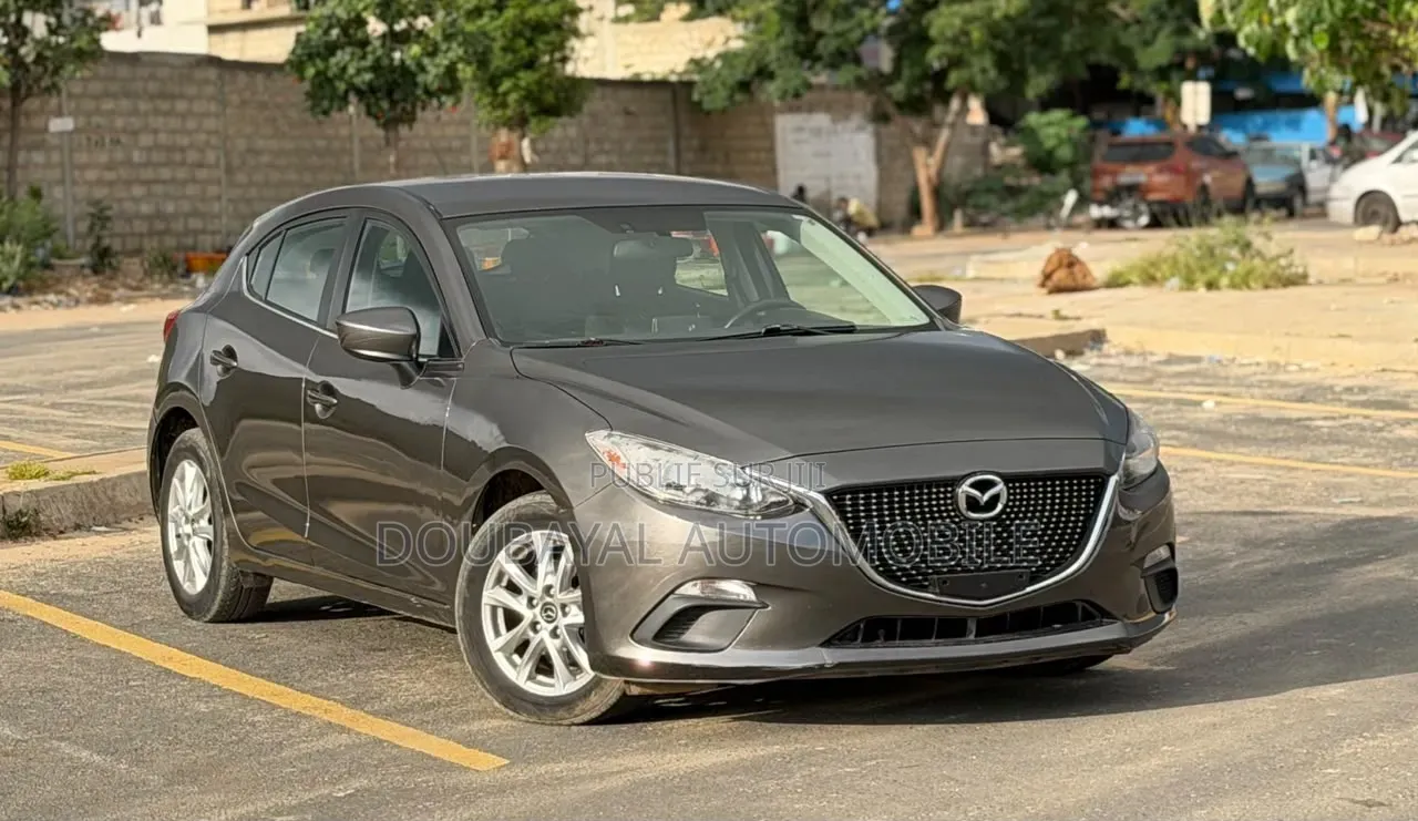 Mazda 3 2016 Gris