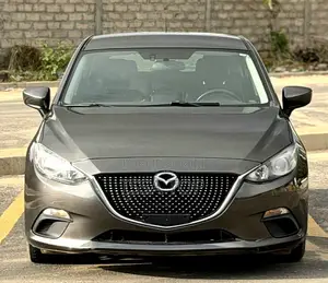 Mazda 3 2016 Gris