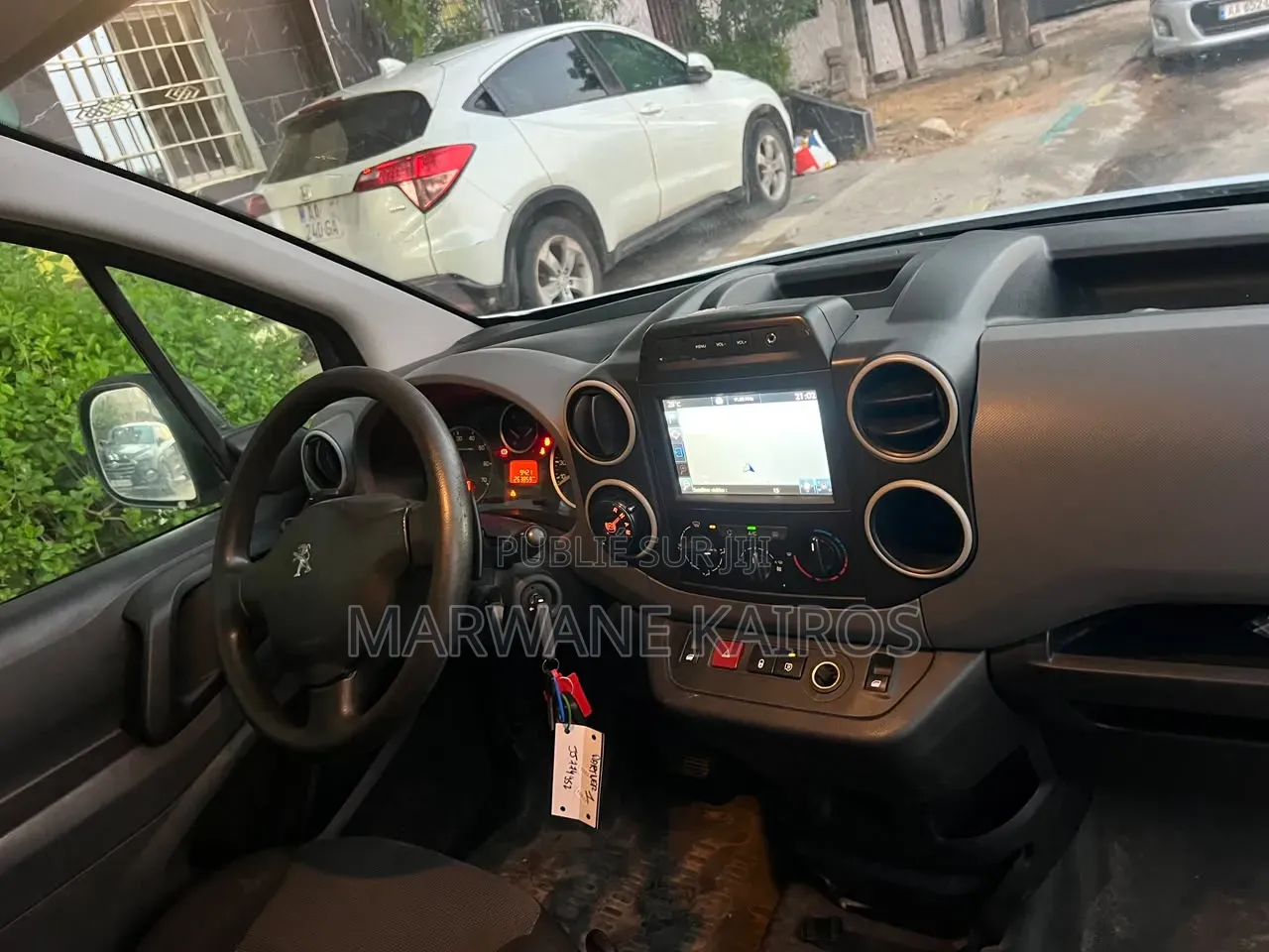 Peugeot Partner 2018 Blanc