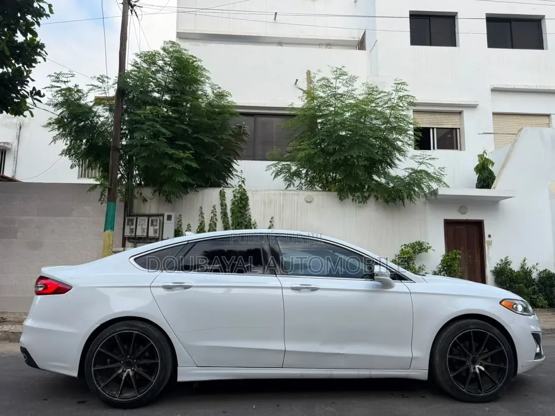 Ford Fusion 2020 Blanc