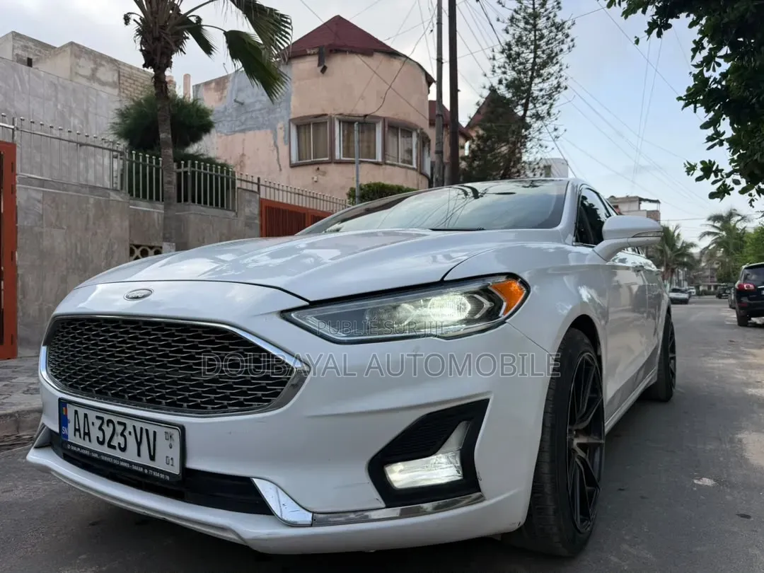 Ford Fusion 2020 Blanc