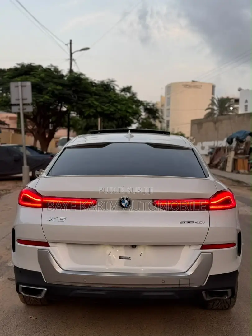 BMW X6 sDrive40i 2021 Blanc