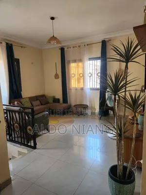 1chbre Duplex dans Limaldo Immo, Sicap-Liberté à Louer