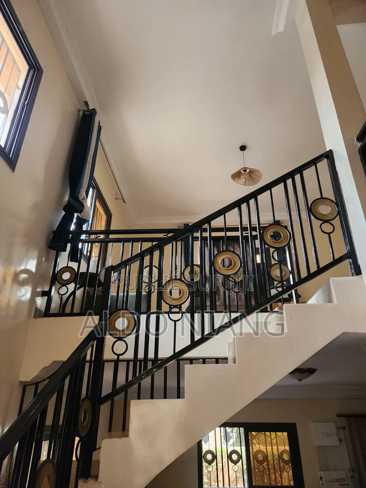 1chbre Duplex dans Limaldo Immo, Sicap-Liberté à Louer
