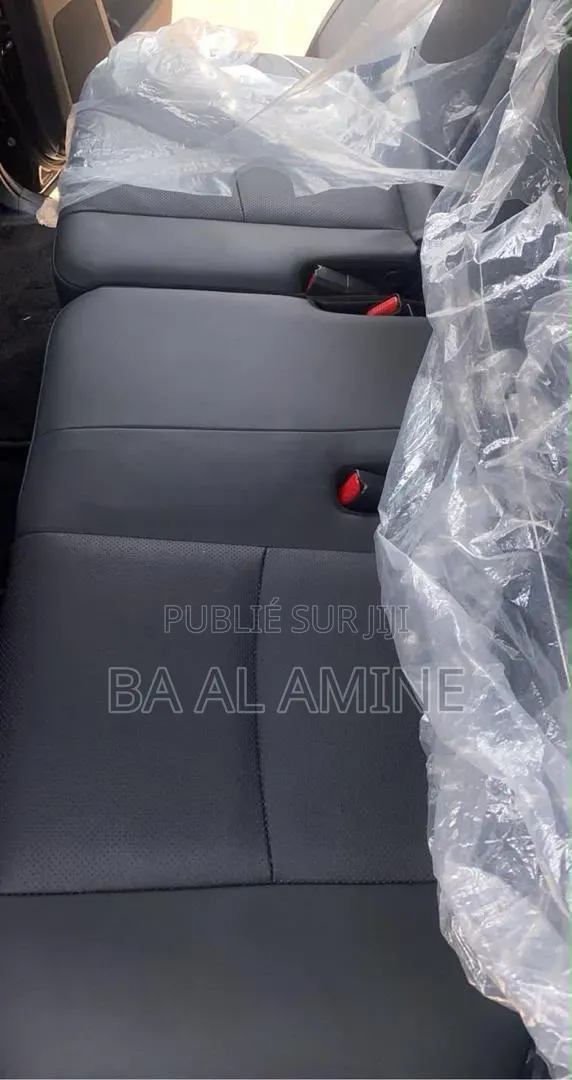 Toyota Land Cruiser Prado 2022 Noir