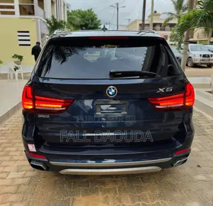 BMW X5 2018 Bleu