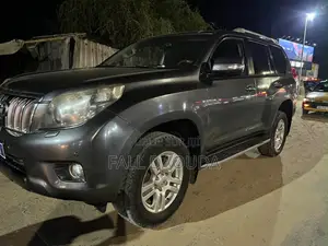 Toyota Land Cruiser Prado 2012 Noir