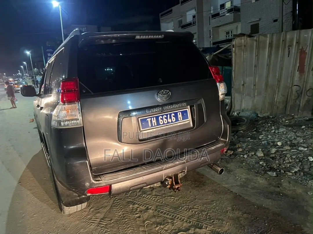 Toyota Land Cruiser Prado 2012 Noir
